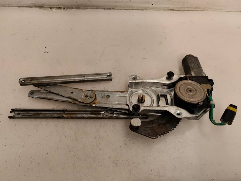 ELEVALUNAS TRASERO IZQUIERDO CHRYSLER JEEP GR CHEROKEE 1997 4.0 (177 CV)