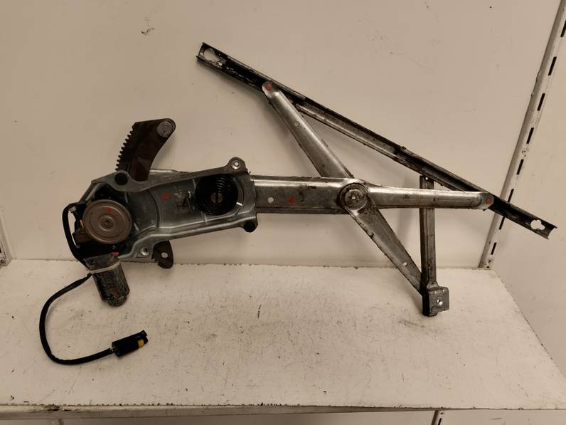 ELEVALUNAS DELANTERO IZQUIERDO CHRYSLER JEEP GR CHEROKEE 1997 4.0 (177 CV)