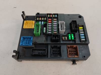 CAJA RELES FUSIBLES CITROEN C4 LIM 2018 1.2 12V E-THP (110 CV)