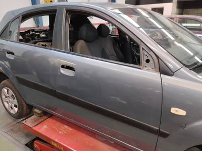 PUERTA DELANTERA DERECHA KIA RIO 2006 1.5 CRDI (110 CV)
