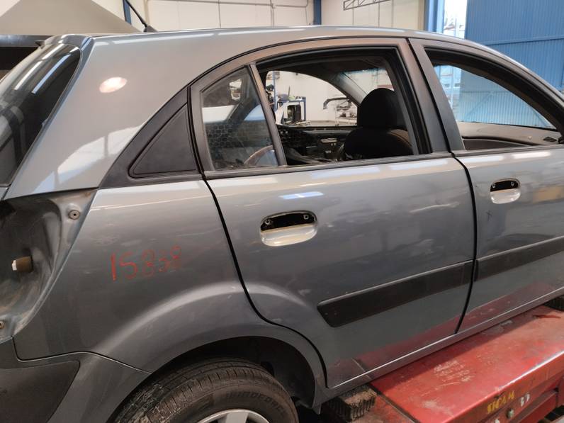 PUERTA TRASERA DERECHA KIA RIO 2006 1.5 CRDI (110 CV)