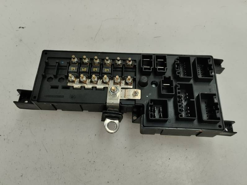 CAJA RELES FUSIBLES VOLVO V70 FAMILIAR 2001 2.4 20V TURBO (200 CV)