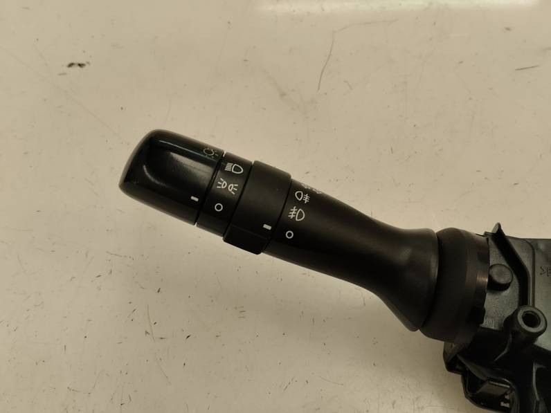 MANDO LUCES TOYOTA URBAN CRUISER 2009 1.4 TURBODIESEL (90 CV)