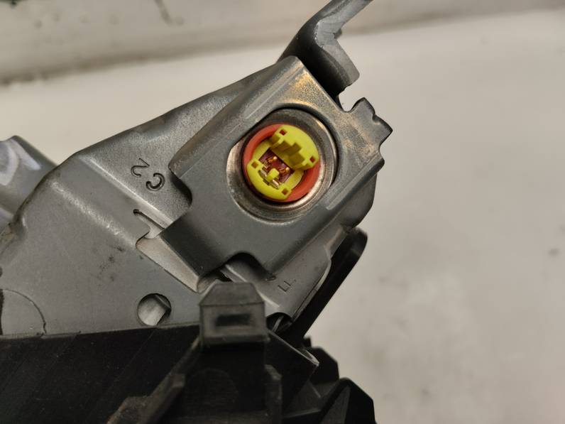 AIRBAG DELANTERO IZQUIERDO TOYOTA URBAN CRUISER 2009 1.4 TURBODIESEL (90 CV)