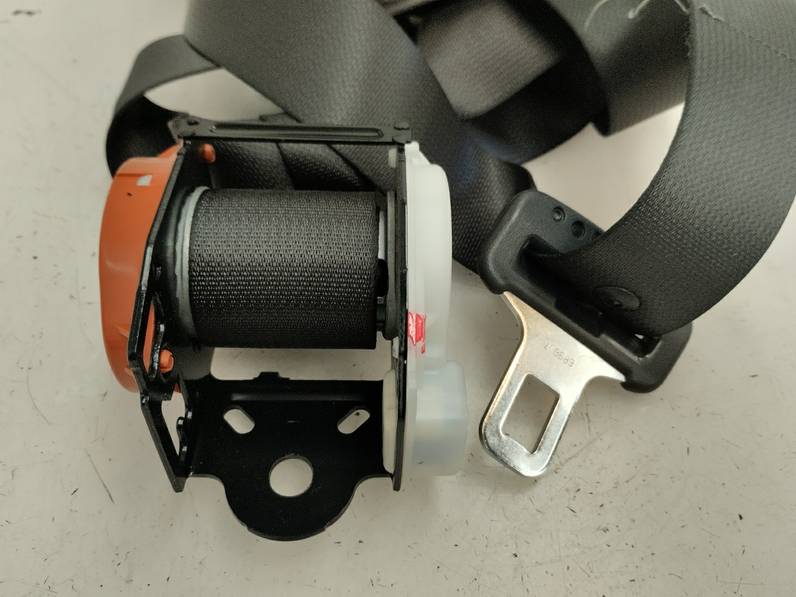 CINTURON SEGURIDAD TRASERO DERECHO TOYOTA URBAN CRUISER 2009 1.4 TURBODIESEL (90 CV)