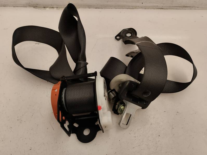 CINTURON SEGURIDAD TRASERO IZQUIERDO TOYOTA URBAN CRUISER 2009 1.4 TURBODIESEL (90 CV)