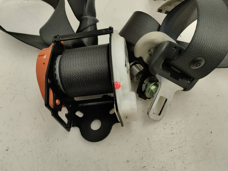 CINTURON SEGURIDAD TRASERO IZQUIERDO TOYOTA URBAN CRUISER 2009 1.4 TURBODIESEL (90 CV)