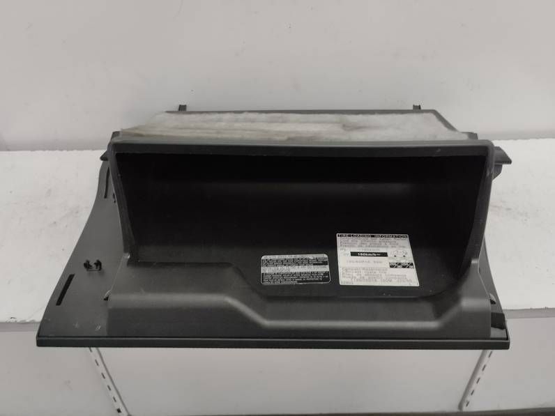 GUANTERA TOYOTA URBAN CRUISER 2009 1.4 TURBODIESEL (90 CV)