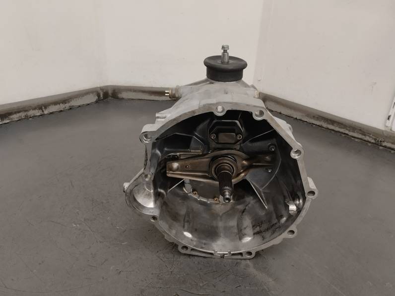 CAJA CAMBIOS VOLKSWAGEN LT CAJA CERRADA COMBI 1999 2.5 TDI (102 CV)