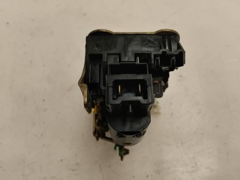 CERRADURA PUERTA DELANTERA DERECHA RENAULT MASTER II PHASE 2 CAJA CERRADA 2006 3.0 DCI D (136 CV)