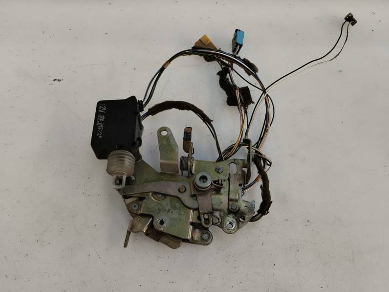 CERRADURA PUERTA LATERAL DERECHA VOLKSWAGEN LT CAJA CERRADA COMBI 1999 2.5 TDI (102 CV)