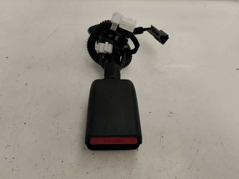 CINTURON SEGURIDAD DELANTERO DERECHO TOYOTA VERSO 2015 1.6 16V (132 CV)