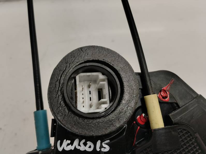 CERRADURA PUERTA TRASERA DERECHA TOYOTA VERSO 2015 1.6 16V (132 CV)