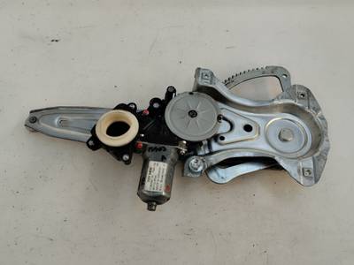 ELEVALUNAS TRASERO DERECHO TOYOTA VERSO 2015 1.6 16V (132 CV)