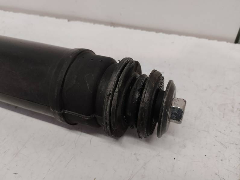 AMORTIGUADOR TRASERO DERECHO TOYOTA VERSO 2015 1.6 16V (132 CV)