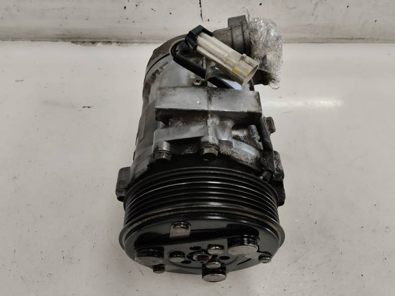 COMPRESOR AIRE ACONDICIONADO OPEL CORSA C 2002 1.7 16V DTI (75 CV)