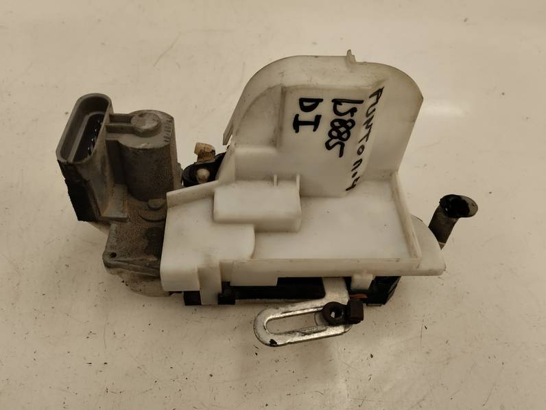 CERRADURA PUERTA DELANTERA IZQUIERDA FIAT PUNTO BERLINA 2004 1.2 (60 CV)
