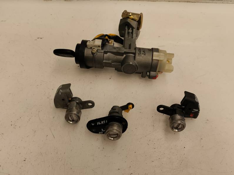 JUEGO BOMBINES HYUNDAI TUCSON 2006 2.0 (141 CV)