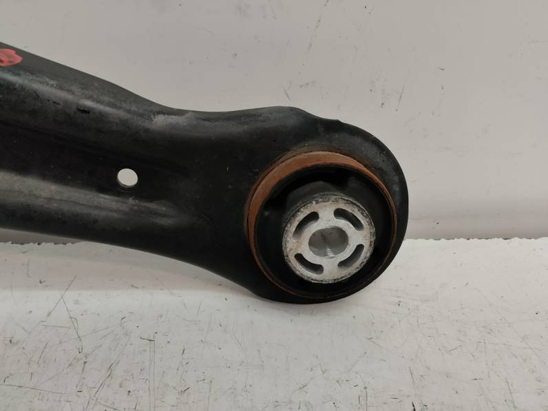 BRAZO SUSPENSION INFERIOR DELANTERO DERECHO FORD FIESTA 2020 1.5 TDCI (86 CV)