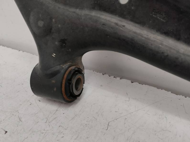 BRAZO SUSPENSION INFERIOR DELANTERO DERECHO FORD FIESTA 2020 1.5 TDCI (86 CV)