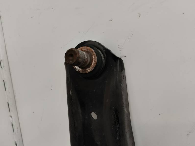 BRAZO SUSPENSION INFERIOR DELANTERO DERECHO FORD FIESTA 2020 1.5 TDCI (86 CV)