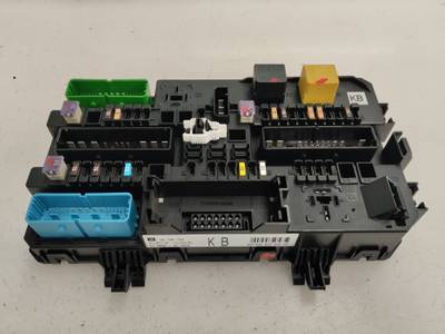 CAJA RELES FUSIBLES OPEL ASTRA H BER 2010 1.7 16V CDTI (110 CV)