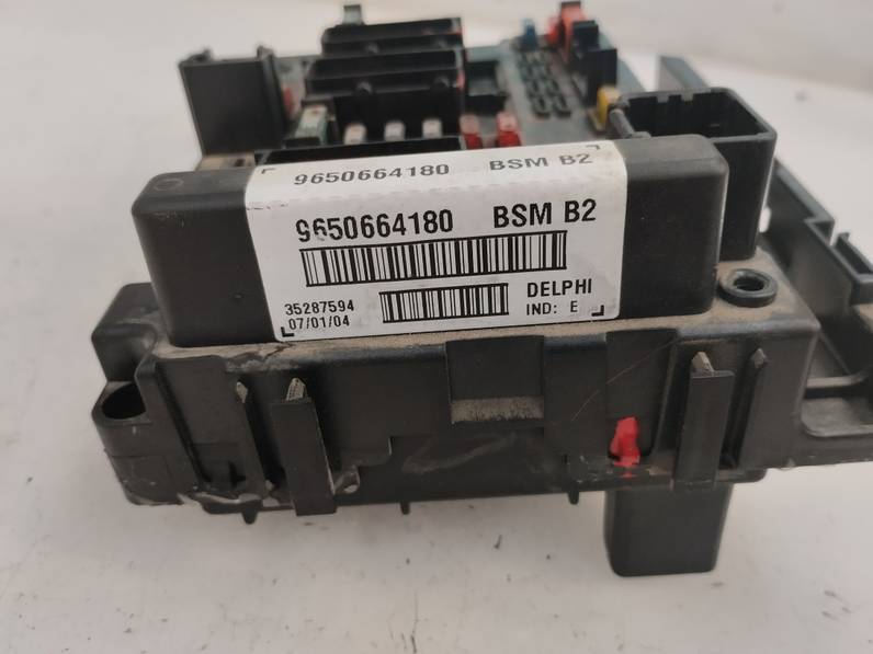 CAJA RELES FUSIBLES PEUGEOT 307 BREAK SW 2004 2.0 HDI (90 CV)