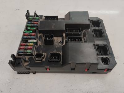 CAJA RELES FUSIBLES PEUGEOT 307 BREAK SW 2004 2.0 HDI (90 CV)