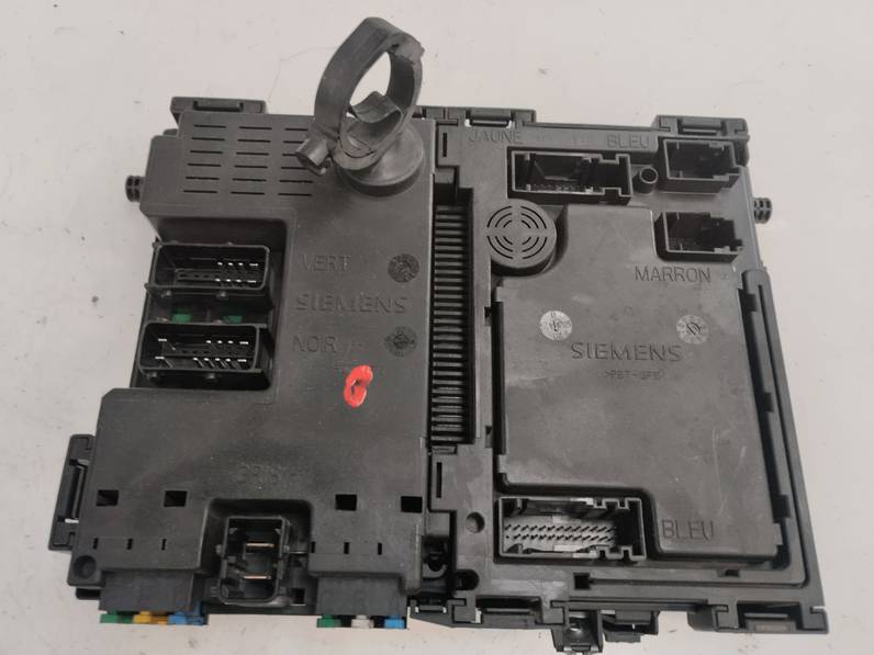 CAJA RELES FUSIBLES PEUGEOT 206 BERLINA 2001 1.6 16V (109 CV)