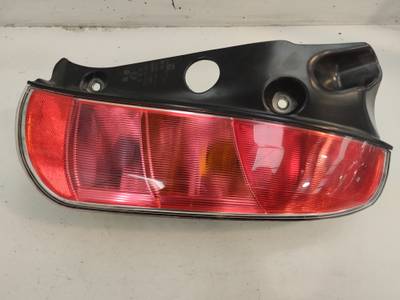 PILOTO TRASERO DERECHO LANCIA YPSILON 2005 1.3 JTD (69 CV)