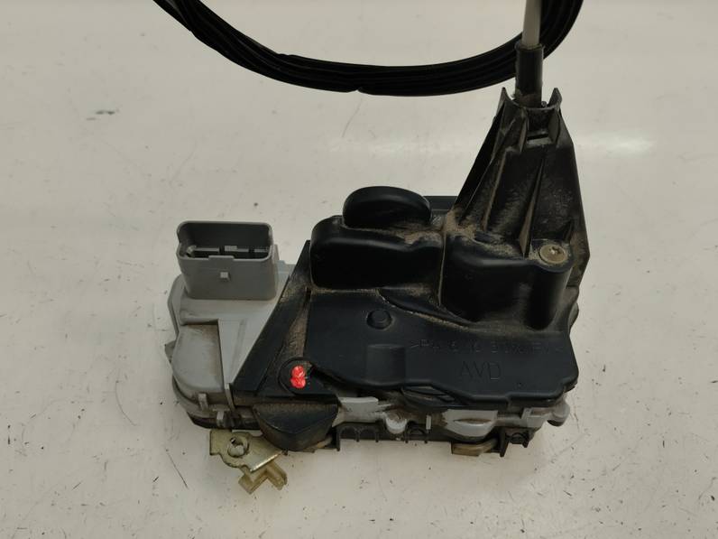 CERRADURA PUERTA DELANTERA DERECHA PEUGEOT 307 BREAK SW 2004 2.0 HDI (90 CV)