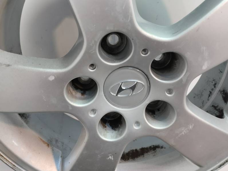 JUEGO LLANTAS HYUNDAI TUCSON 2006 2.0 (141 CV)