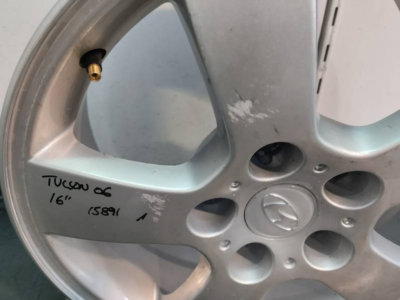 JUEGO LLANTAS HYUNDAI TUCSON 2006 2.0 (141 CV)