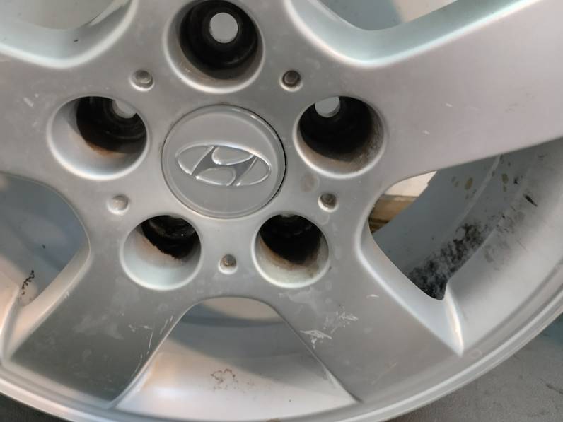 JUEGO LLANTAS HYUNDAI TUCSON 2006 2.0 (141 CV)