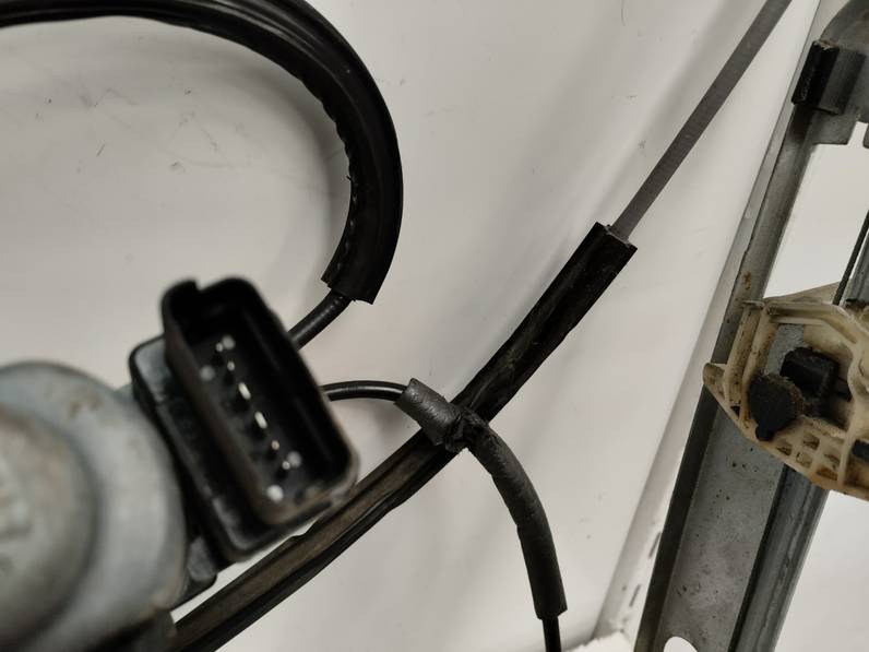 ELEVALUNAS DELANTERO DERECHO RENAULT MEGANE II BERLINA 3P 2004 1.5 DCI D (101 CV)