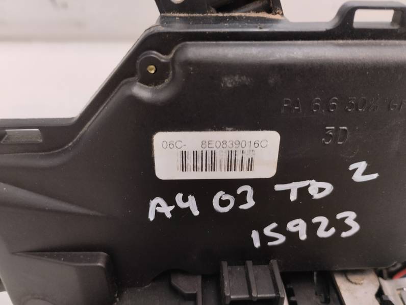 CERRADURA PUERTA TRASERA DERECHA AUDI A4 BERLINA 2003 1.9 TDI (131 CV)