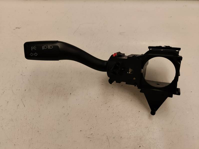 MANDO INTERMITENTES AUDI A4 BERLINA 2003 1.9 TDI (131 CV)