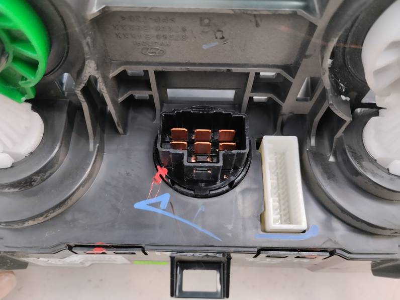 MANDO CALEFACCION AIRE ACONDICIONADO HYUNDAI I10 2019 1.0 (67 CV)