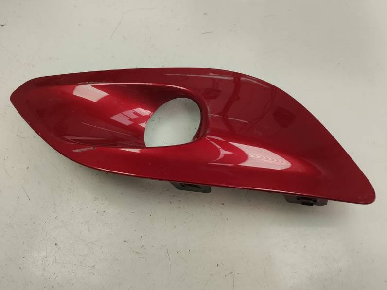 REJILLA PARAGOLPES DERECHA PEUGEOT 308 2017 1.2 12V E-THP (131 CV)