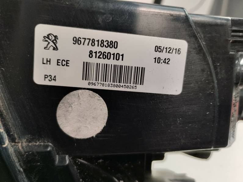 PILOTO TRASERO IZQUIERDO INTERIOR PEUGEOT 308 2017 1.2 12V E-THP (131 CV)