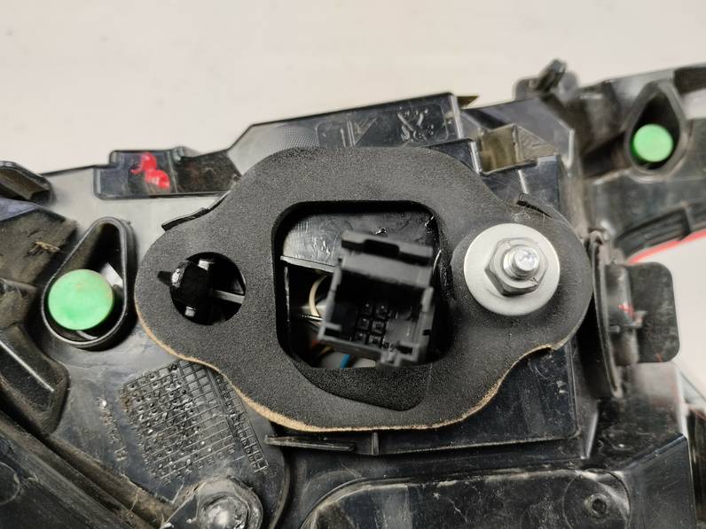 PILOTO TRASERO DERECHO PEUGEOT 308 2017 1.2 12V E-THP (131 CV)