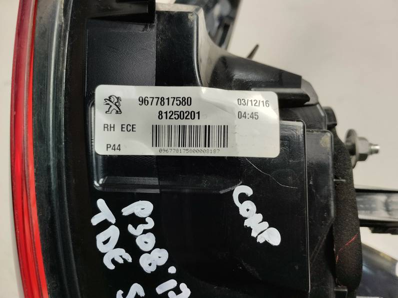 PILOTO TRASERO DERECHO PEUGEOT 308 2017 1.2 12V E-THP (131 CV)