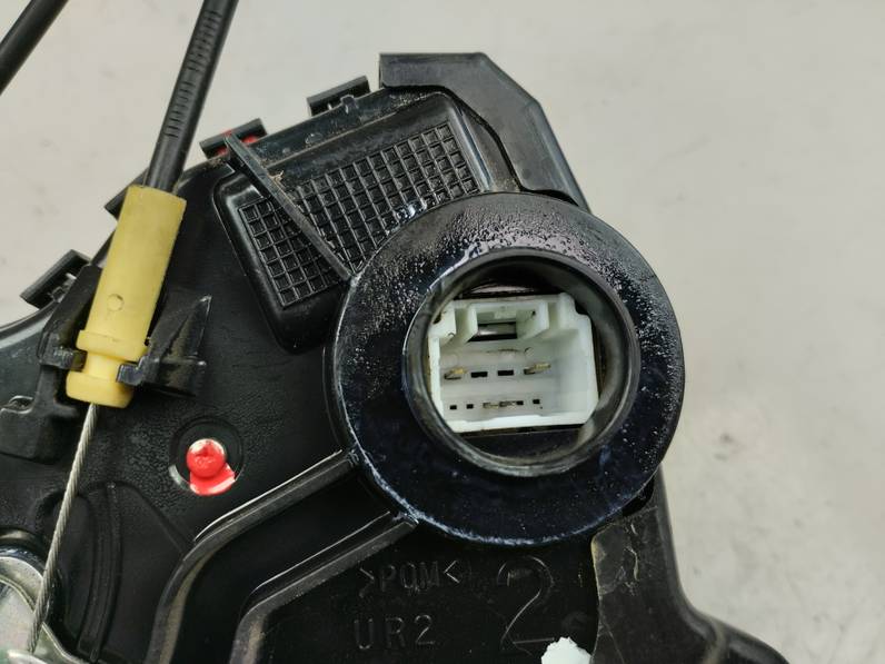 CERRADURA PUERTA DELANTERA DERECHA TOYOTA VERSO 2013 1.6 16V (132 CV)