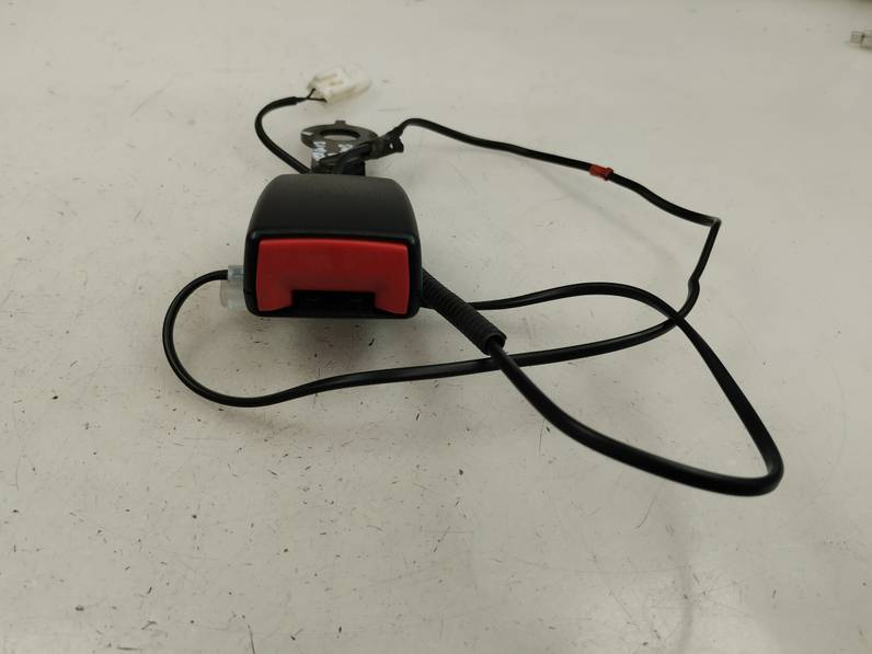 CINTURON SEGURIDAD TRASERO DERECHO TOYOTA VERSO 2013 1.6 16V (132 CV)