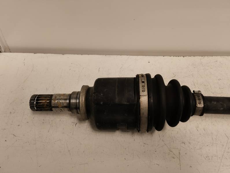 TRANSMISION DELANTERA IZQUIERDA TOYOTA VERSO 2013 1.6 16V (132 CV)