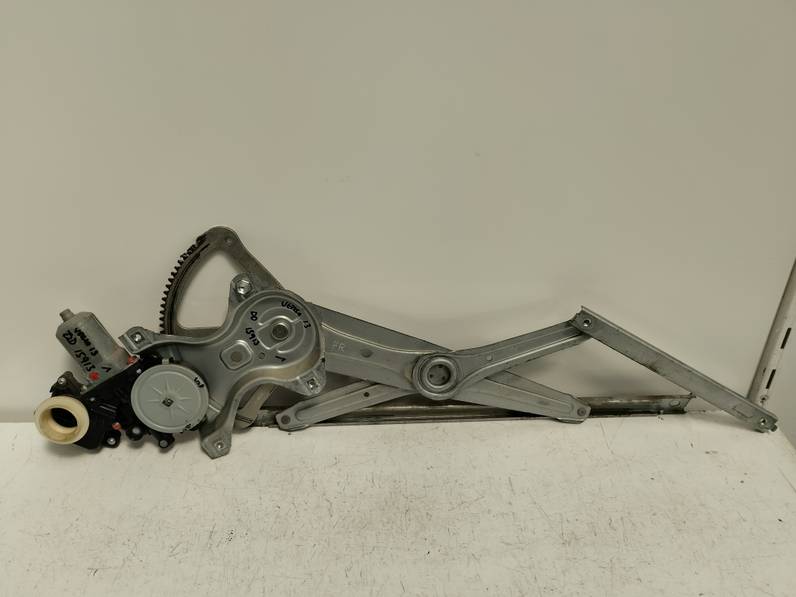 ELEVALUNAS DELANTERO DERECHO TOYOTA VERSO 2013 1.6 16V (132 CV)