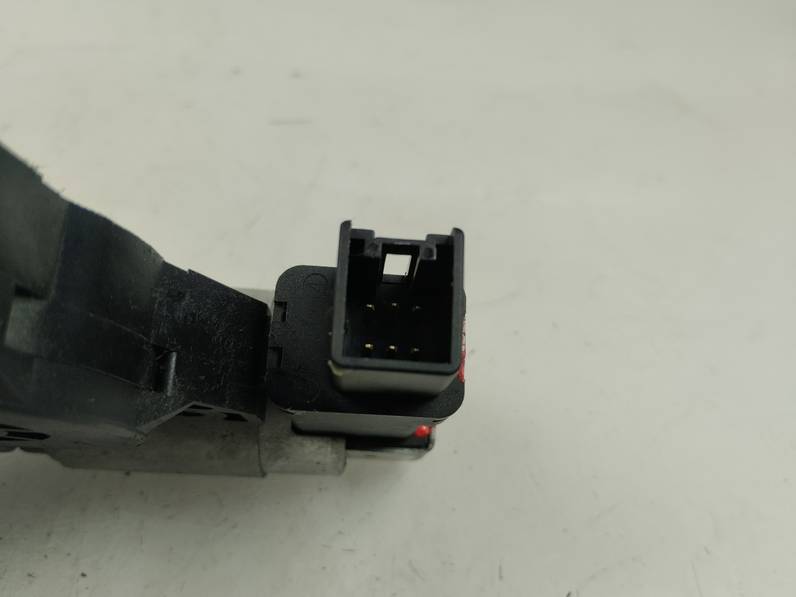 MOTOR ELEVALUNAS DELANTERO IZQUIERDO MAZDA 6 BERLINA 2004 2.0 D (136 CV)