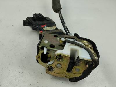 CERRADURA PUERTA TRASERA DERECHA MAZDA 6 BERLINA 2004 2.0 D (136 CV)