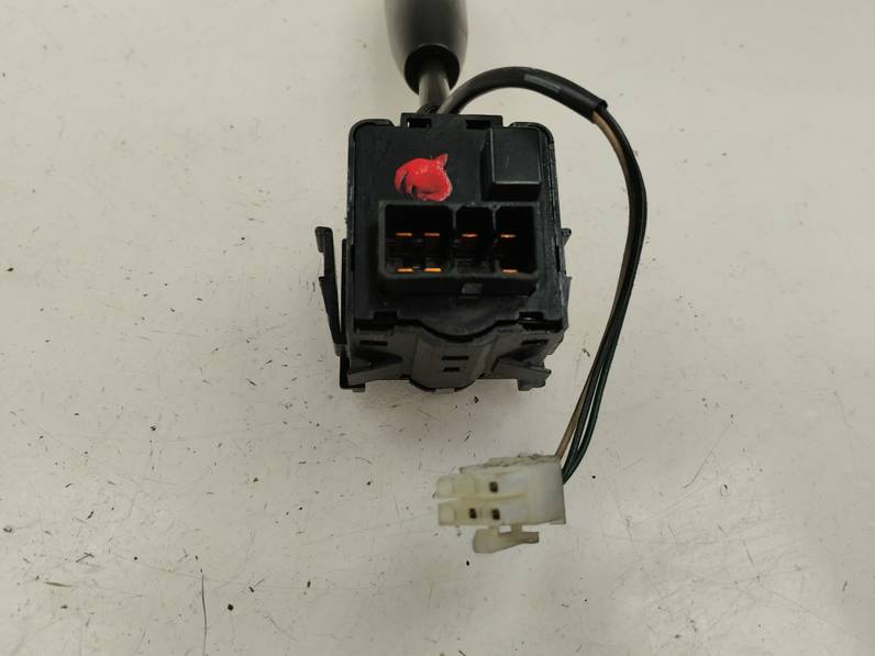 MANDO LUCES DAEWOO KALOS 2004 1.4 (94 CV)