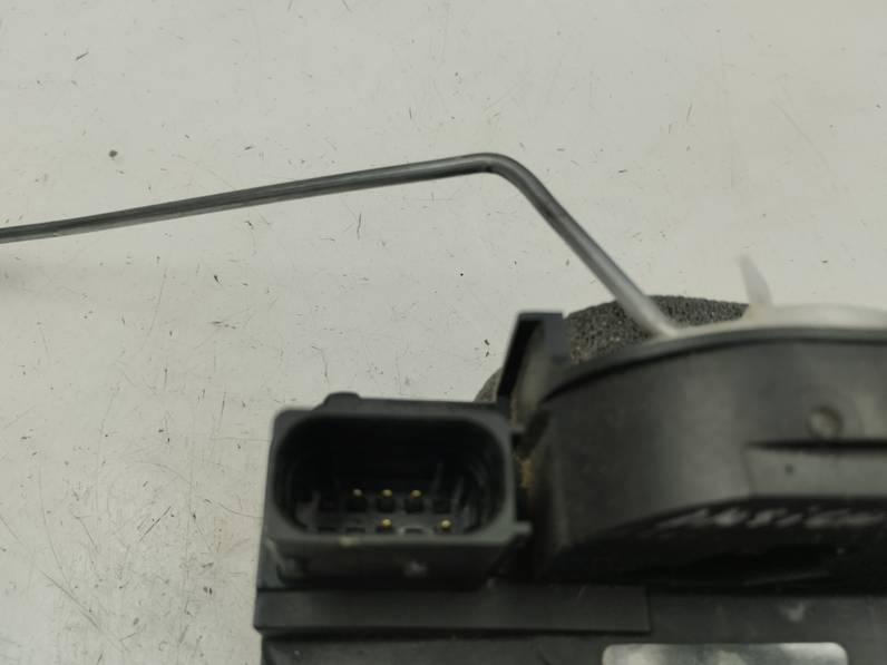 CERRADURA PUERTA TRASERA DERECHA OPEL INSIGNIA BERLINA 2016 1.6 CDTI DPF (136 CV)